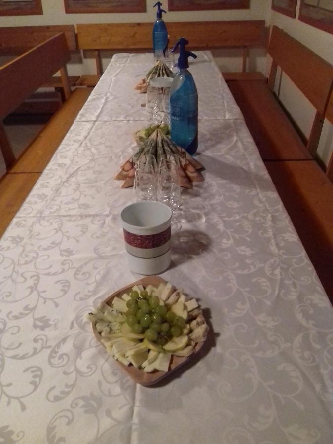 Pilikan Apartments - Park, Agroturism, Vineyard & Farm Cserszegtomaj Bagian luar foto